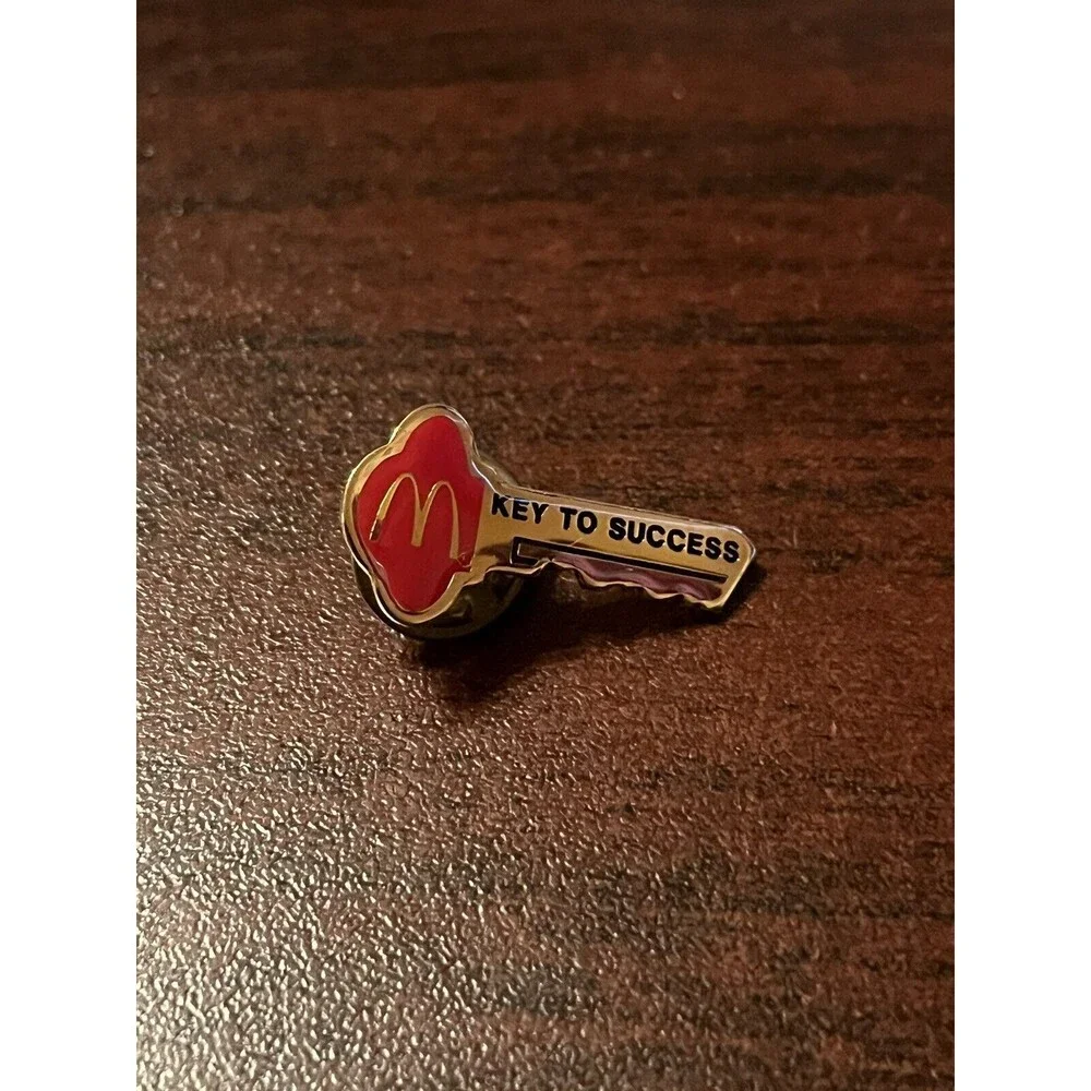 McDonald’s Key‎ To Success Employee Lapel Hat Pin